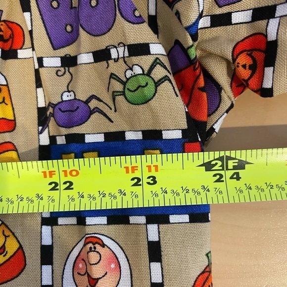 NEW Fundamentals by White Swan women's size XL Halloween Scrub Uniform top - Picture 5 of 8